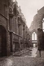 Moir Bryce, Holyrood. Its Palace and Its Abbey. An Historical Appreciation.
